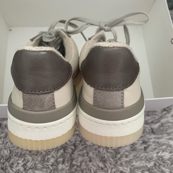 ❌SOLD❌Vince sneaker - Picture 8 of 8